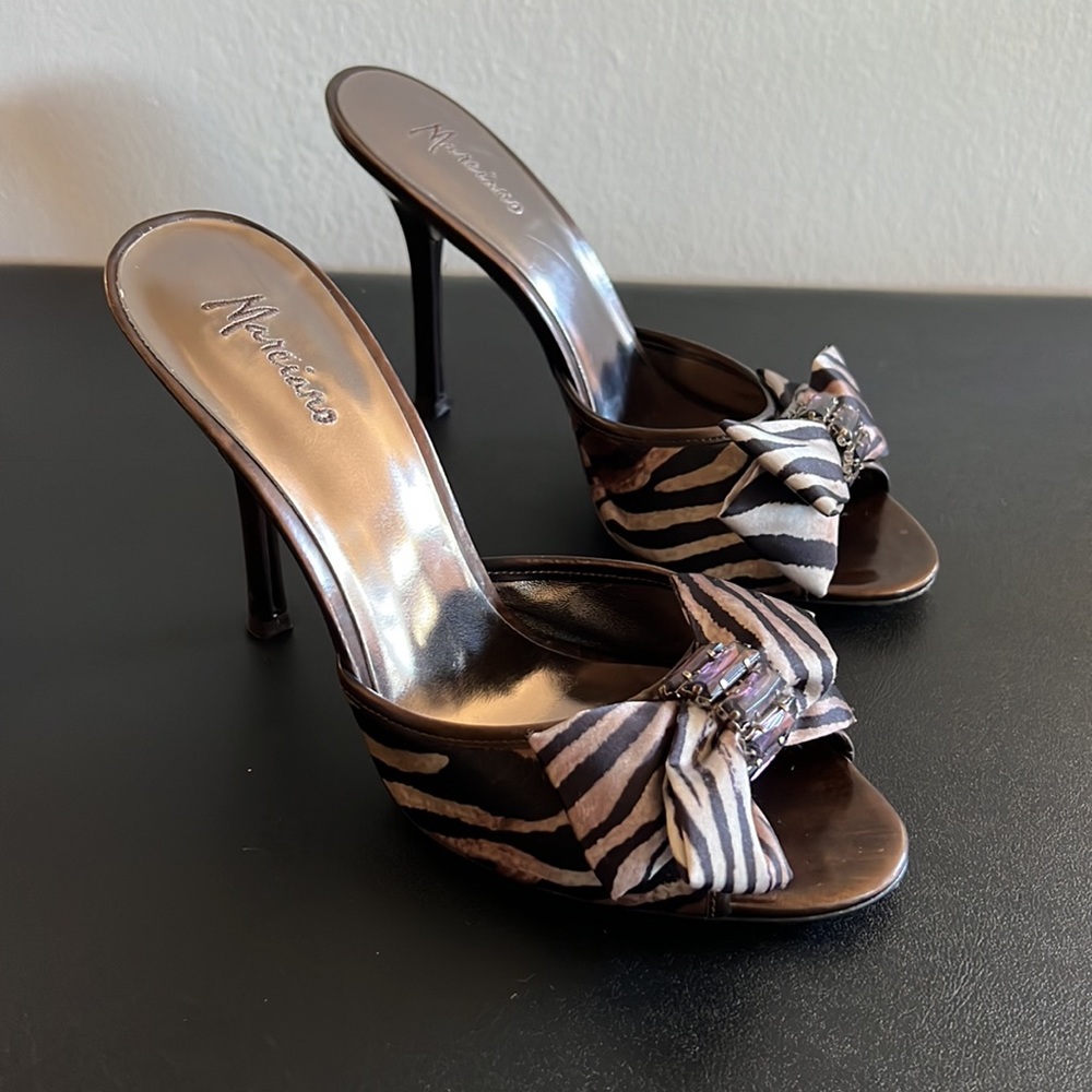 MARCIANO PM DELLIA Stilettos Size 7 silk bow - Picture 7 of 14